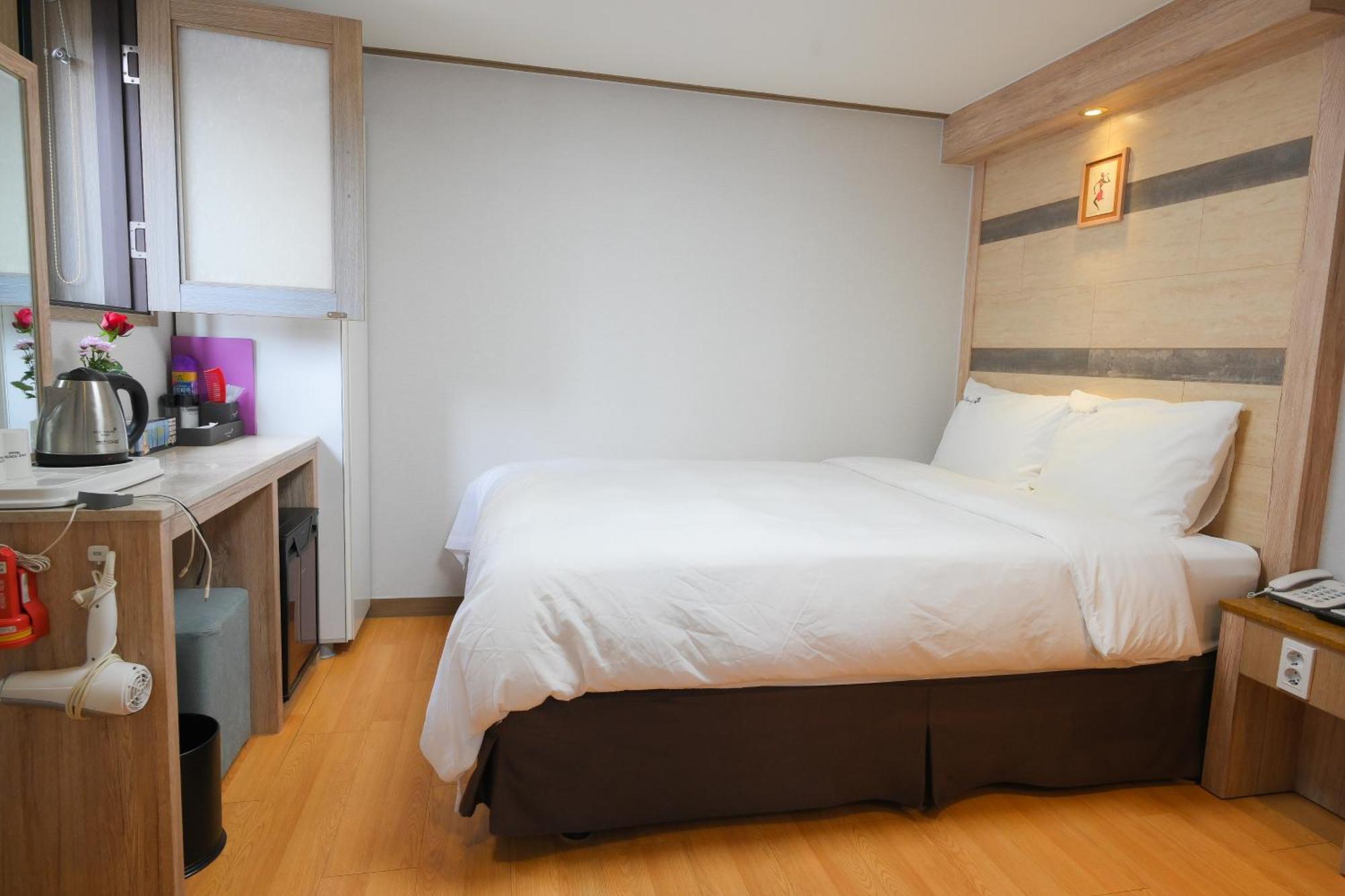 Daeyoung Hotel Myeongdong Seoel Kamer foto